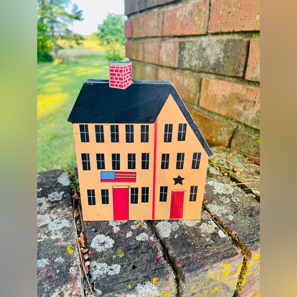 *Town House Blocks Primitive Shelf Sitter - Picture 11 of 12